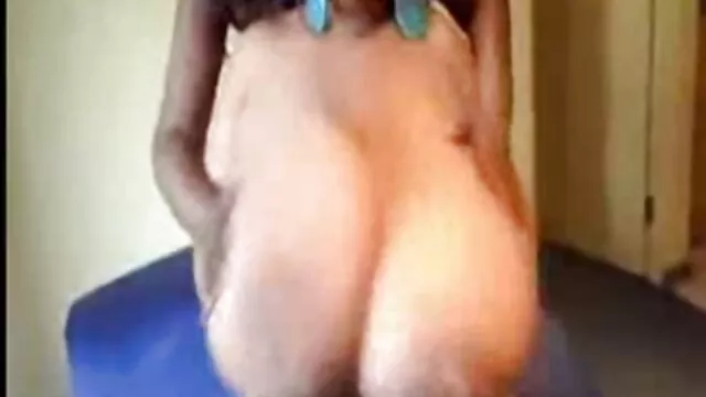 Un agent de milf renonce à un travail d'infiltration et sacrifie une film porno à télécharger gratuitement éjaculation féminine
