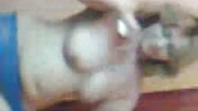 La chaude telecharger video porno lesbienne blonde épaisse Cali Carter chevauche la grosse bite d'Eric John