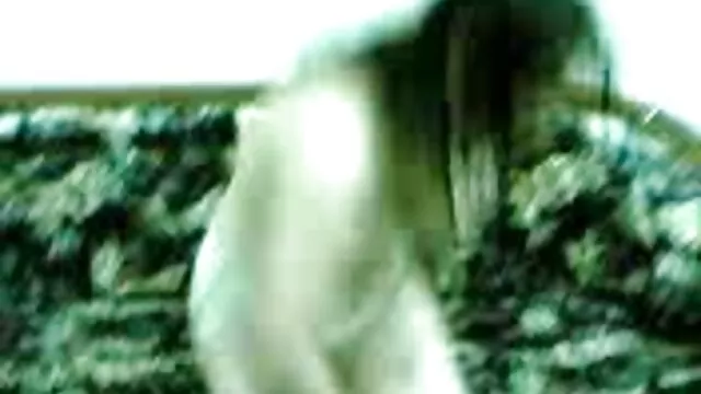 Tout film x pornovore excité