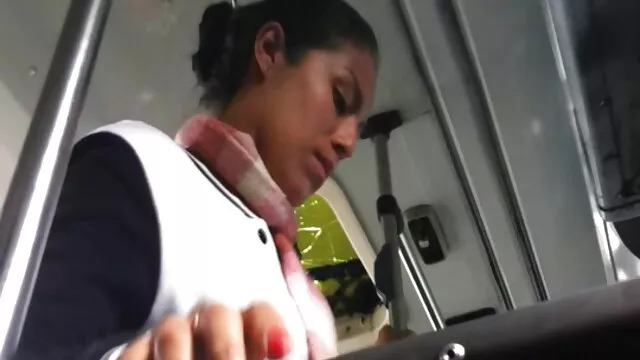 femme pornos asiatiques aux gros seins
