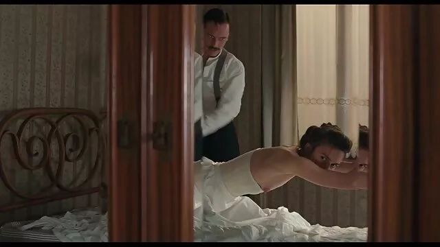Ma belle-mère intéressée par ma grosse bite se xe gratuit en POV