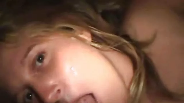 Je vais vous montrer une extrait film x amateur façon spéciale de branler votre bite JOI